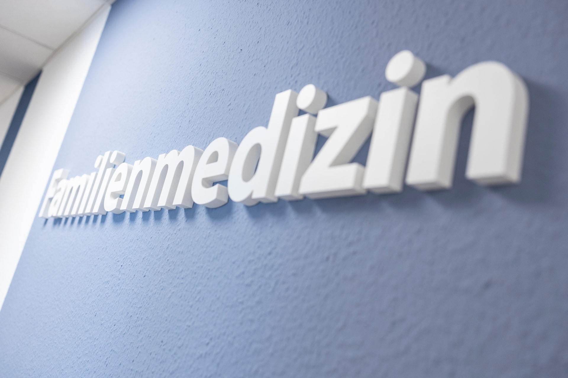 Einblick in die Hausarztpraxis Leimbachtal